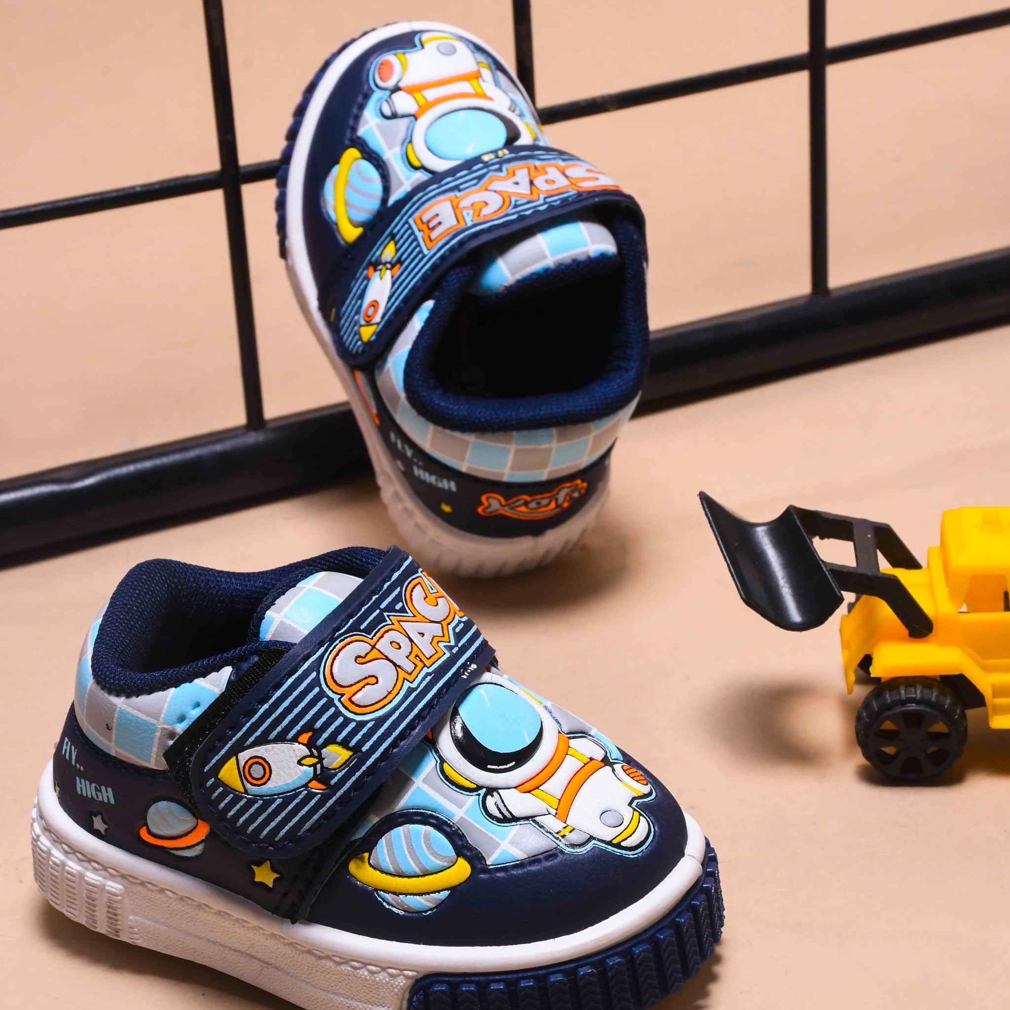 KATS ZOOM-16 Kids Boys and Girls Chu chu Sound Musical Shoes (6 to 18 Months)